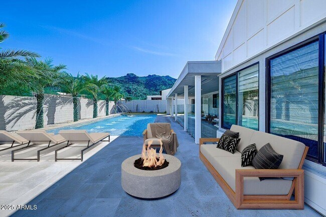 Photo - 9407 S 13th Way