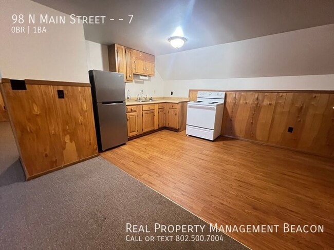 Photo - 98 N Main St Unit 7