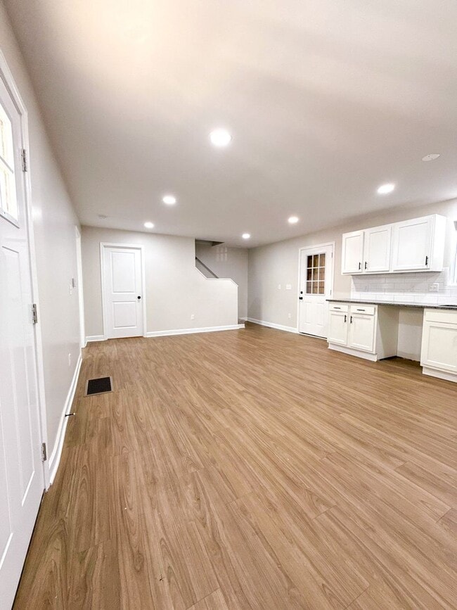 Building Photo - Fully Remodeled 3-Bedroom Home for Rent in Columbus – Modern Upgrades & Spacious Living | $1,640/mo