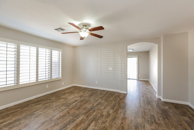 Photo - 10898 W Alvarado Rd