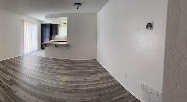 4425 Bartel Dr