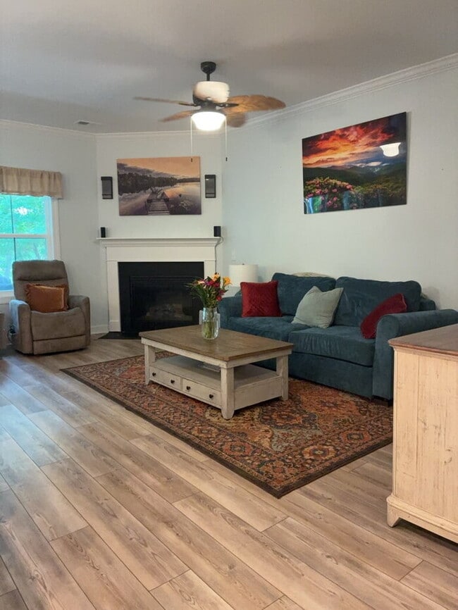 Photo - 222 Nautique Ct
