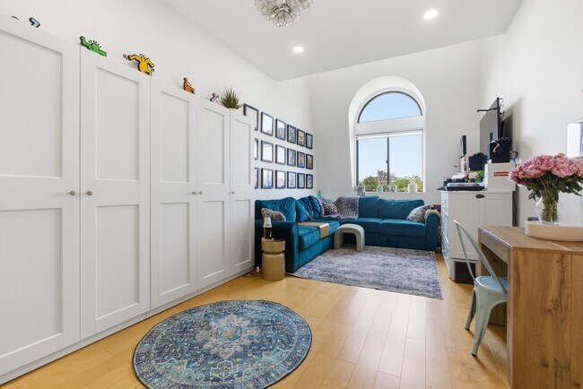 Photo - 160 Commonwealth Avenue Unit 520
