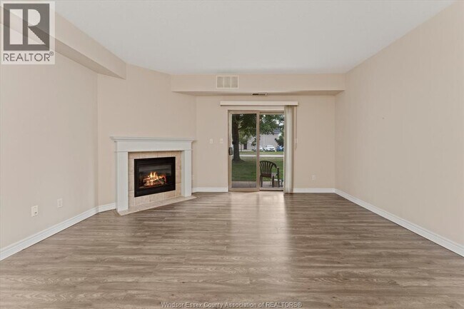 Photo - 5995 Ellis St Unité 109