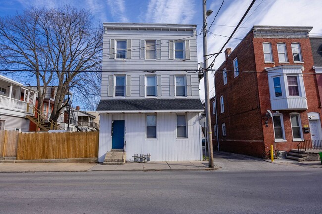 Building Photo - 117 S Belvidere Ave Unit Apt. 3