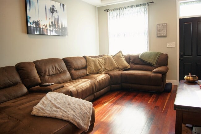 Photo - Charming 3 Bedroom/3 Bathroom Townhome in Canton, MD!