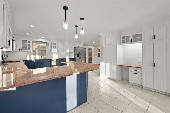 Photo - 767 Walnut St