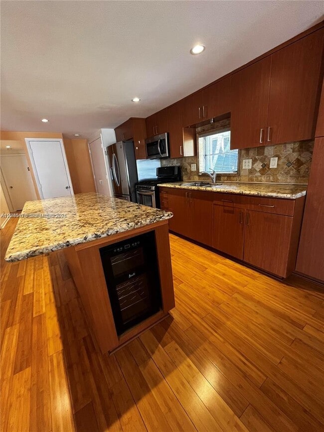 Photo - 84 Avenue D