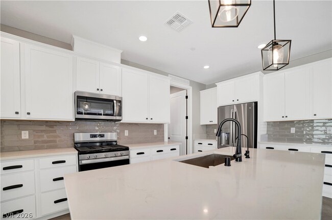 Photo - 36 Stone Blf Ln