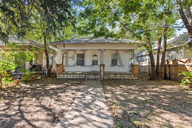 Building Photo - 251 Millwood N