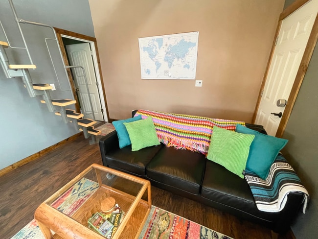 Photo - 411 W Quartz St Unidad A