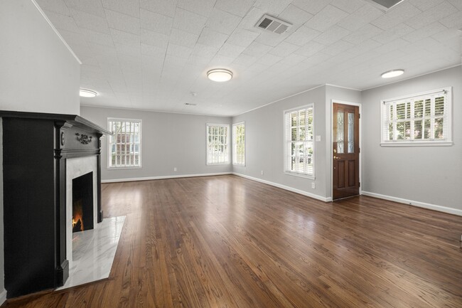 Photo - 6438 Pinehurst Dr