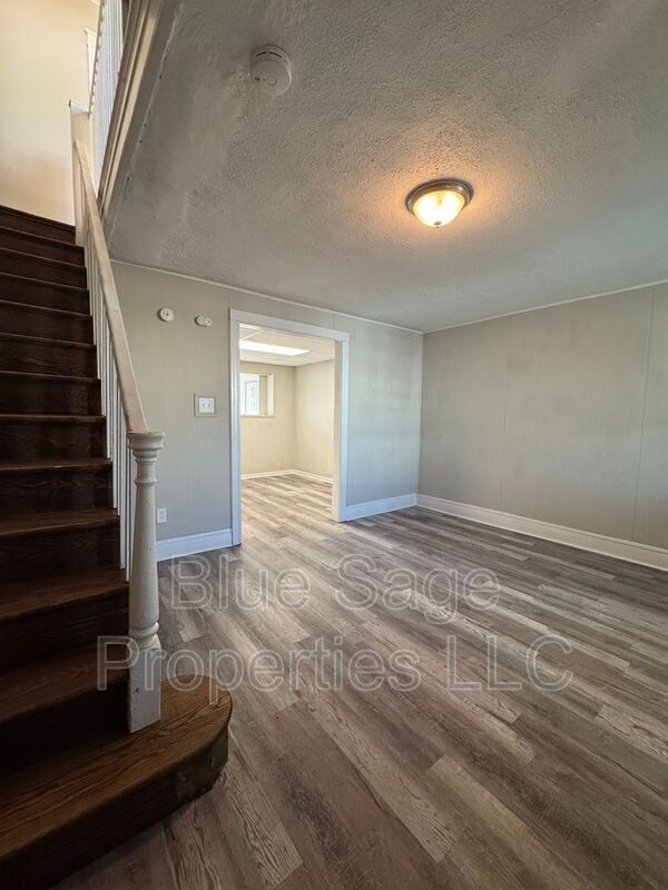 Photo - 7102 Emerson Ave