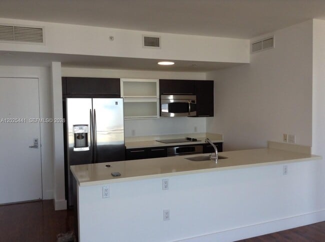 Photo - 90 SW 3rd St Unit 3708
