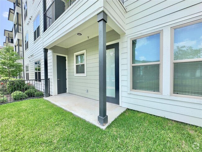 Building Photo - 3030 Greenbusch Rd Unit 212B Rental