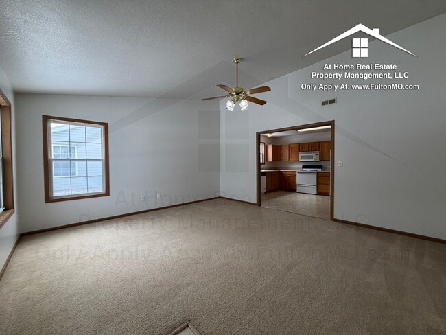 Photo - Gates Boulevard 2629–2631 Duplex Unidad 2629 Gates Boulevard