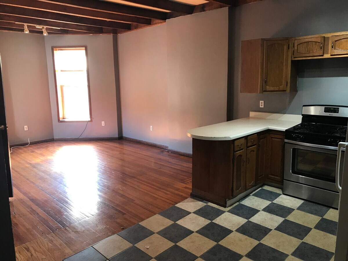 2 Bedroom Apartment - 2 Bedroom Apartment