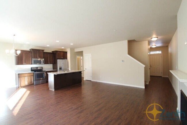 Photo - 3005 NE 75th St