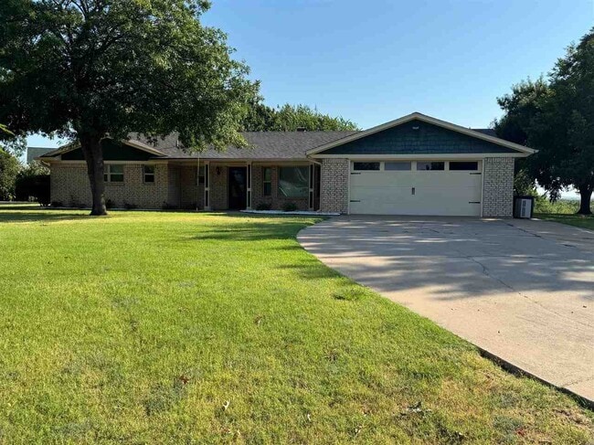 Building Photo - 141 Foxfire Rd