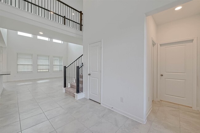 Photo - 4936 Sierra Ridge Dr