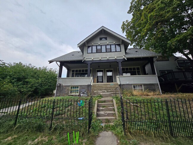 Photo - 331-33 Unidad 333