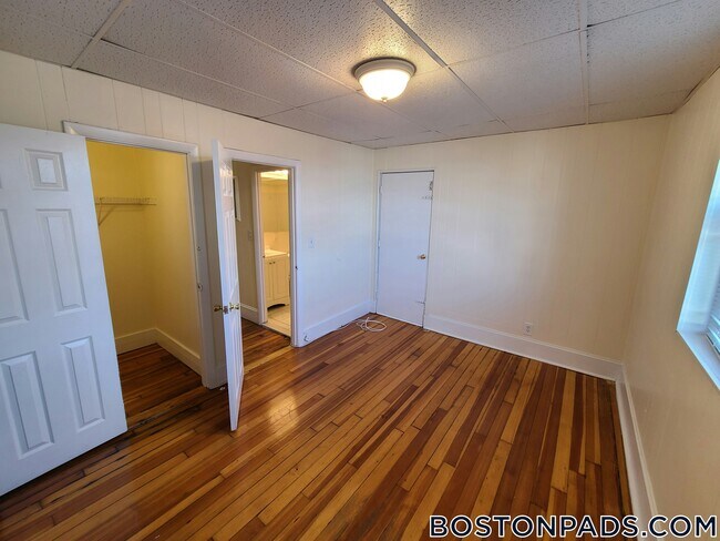 Photo - 437 Cambridge St Unidad 22