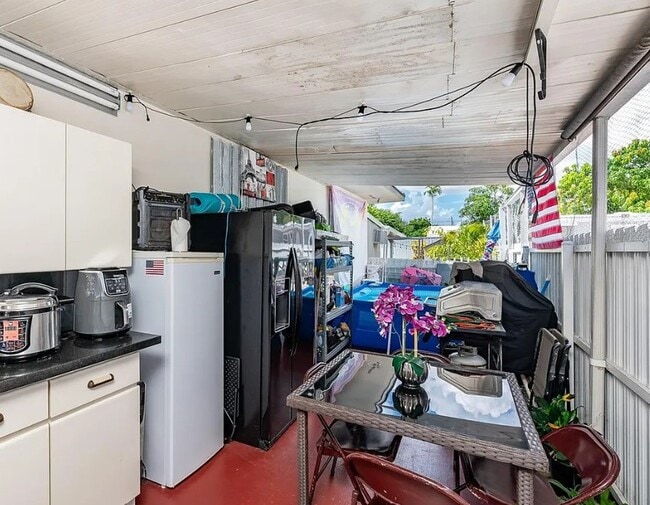 Photo - 250 NW 55th Ct