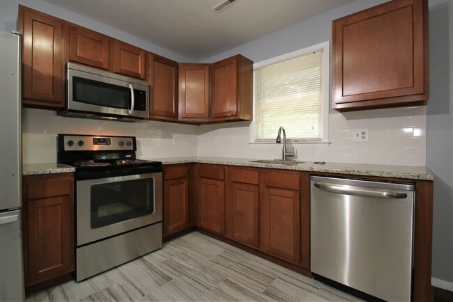 Photo - 39 High Top Cir Unit 2rd Fl Right