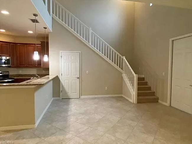 Photo - 11711 Izarra Way