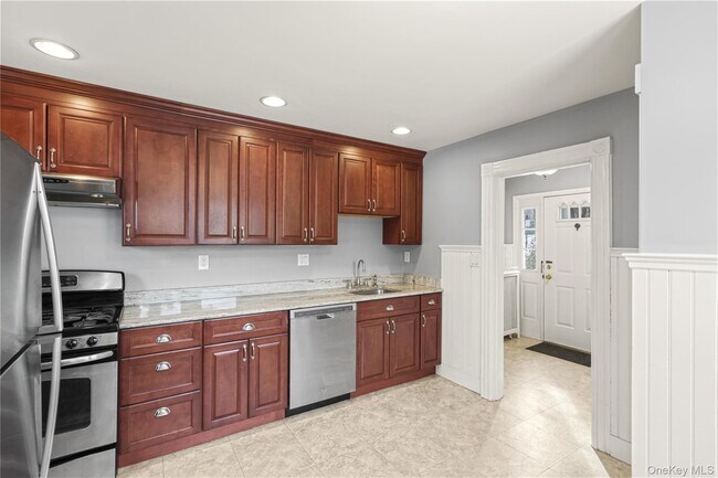 Photo - 559 Bedford Rd Unit 1st Floor