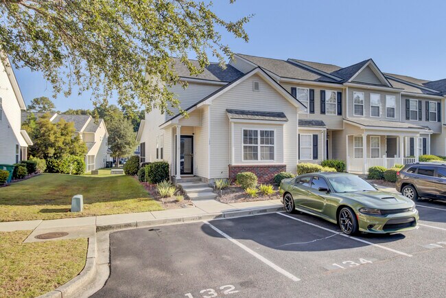 Photo - 132 Woodward Rd