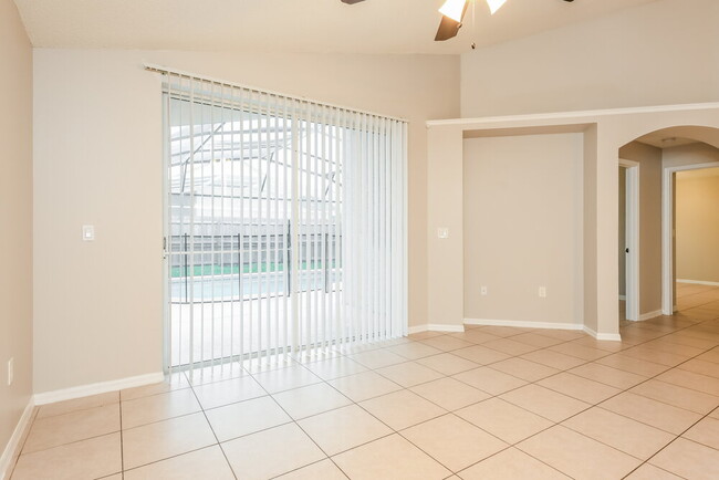 Photo - 4643 Eagle Peak Dr