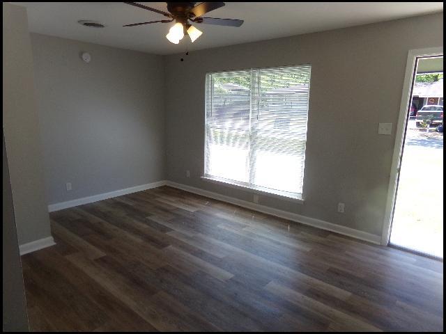 Photo - 7524 Knollwood Rd