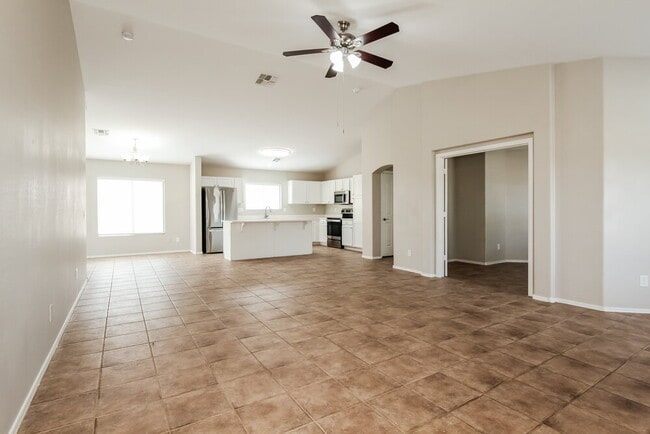 Photo - 17870 W Calavar Rd