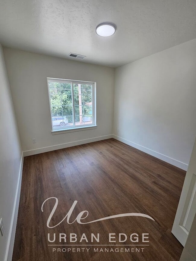 Photo - Mountain Home Town HOme Unit 352