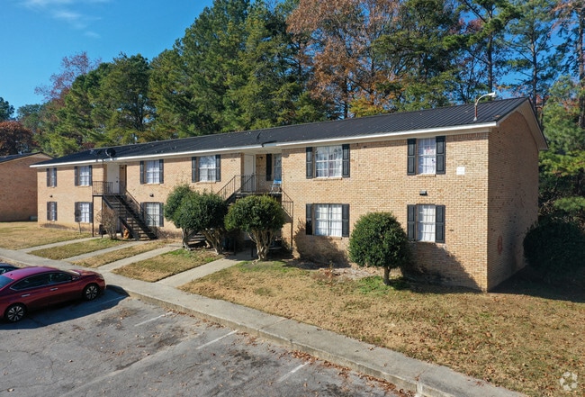 Pine Crest Apartments