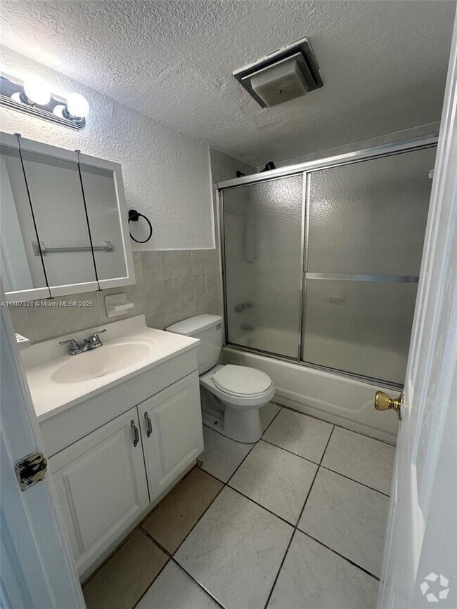 Building Photo - 8003 W 6th Ave Unit J Rental