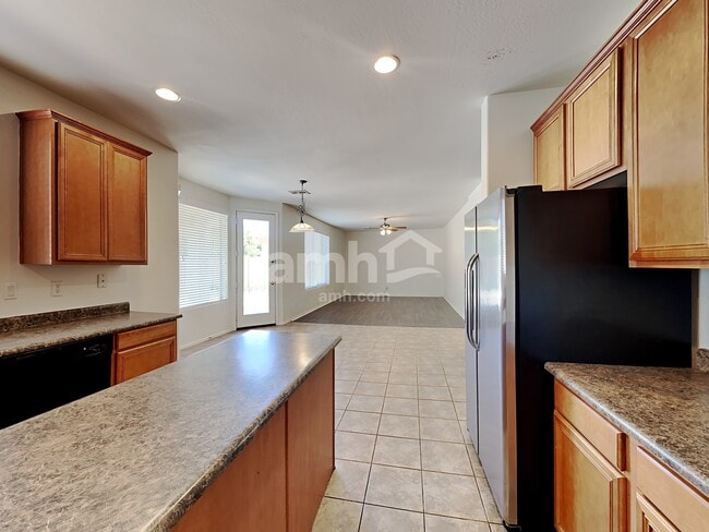 Photo - 9428 W Riverside Ave