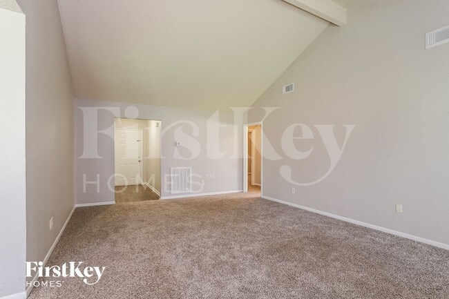 Photo - 13285 Lake Breeze Ln