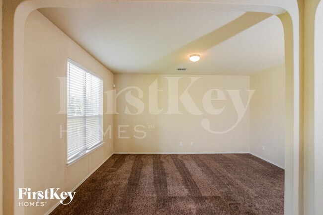 Photo - 12111 Karnes Way