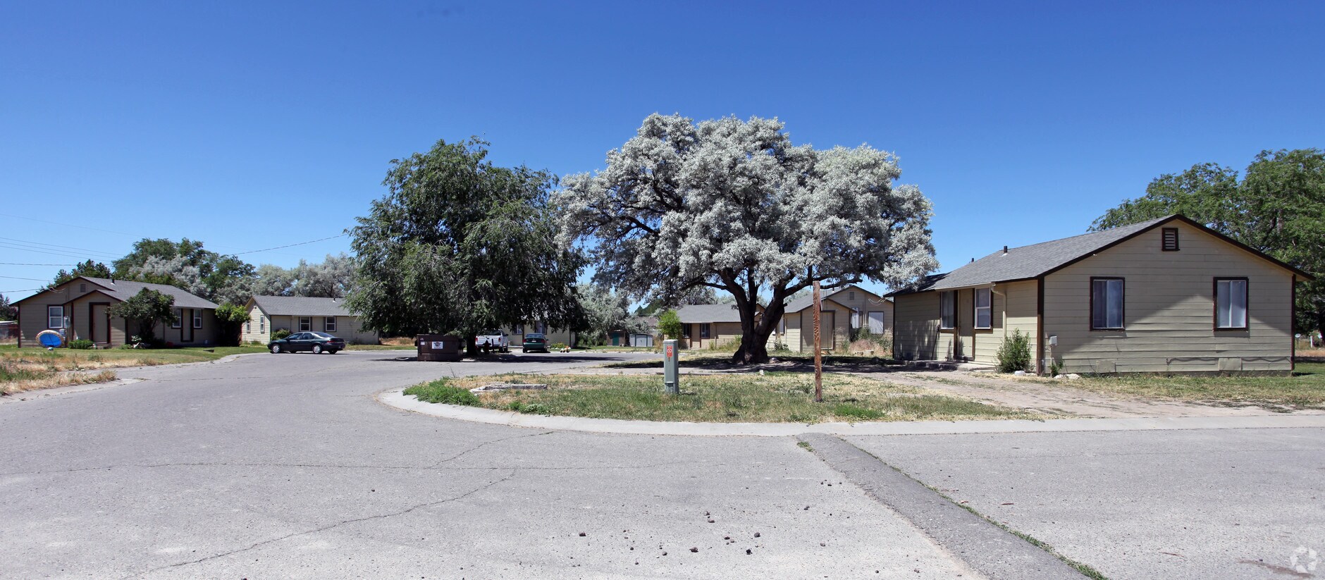 El Milagro - El Milagro Apartments