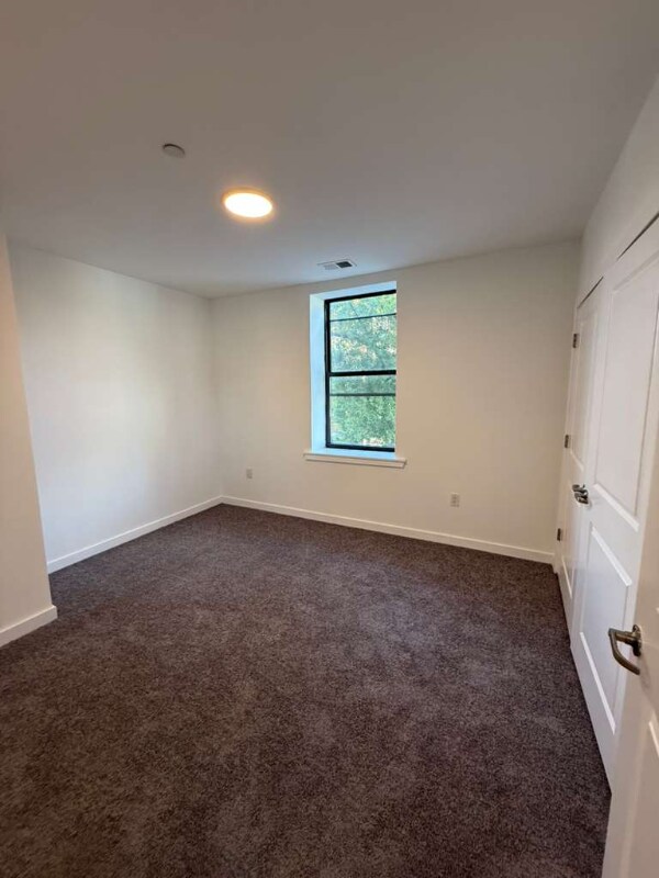 Photo - 329 W State St Unit 209