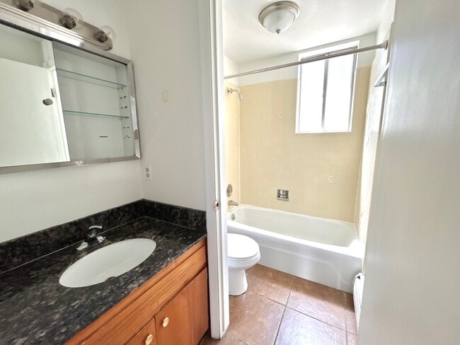 Photo - Pinnacle Apartments
