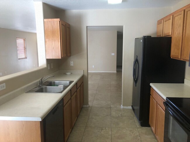 Photo - 3 bedroom rental in Johnson Ranch