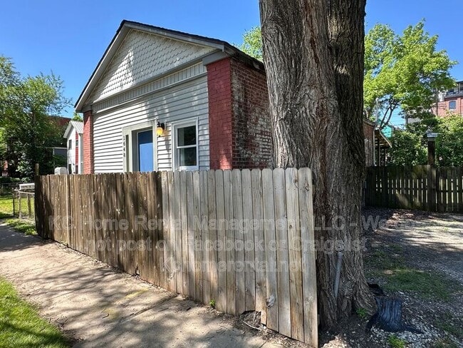 Photo - 1648 Jefferson St