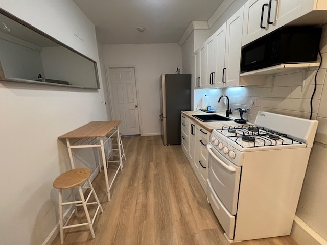 Photo - 93 1/2 East 7th St