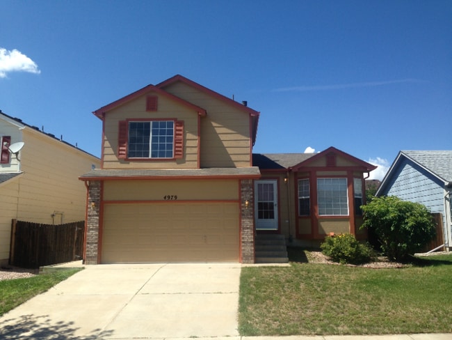 Photo - 4979 Butterfield Dr House