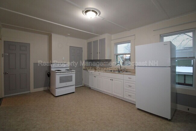 Photo - 69 Lafayette St Unit B