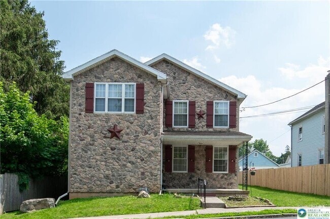 Building Photo - 337 E Kleinhans St Rental