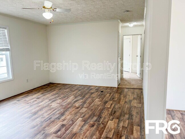 Photo - 5961 Berkley Dr Casa